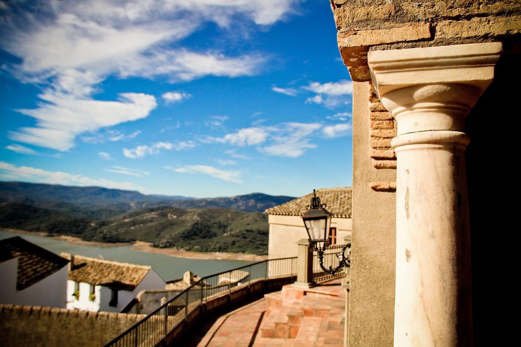 Hotel Tugasa Castillo De Castellar Castellar de la Frontera Exterior photo